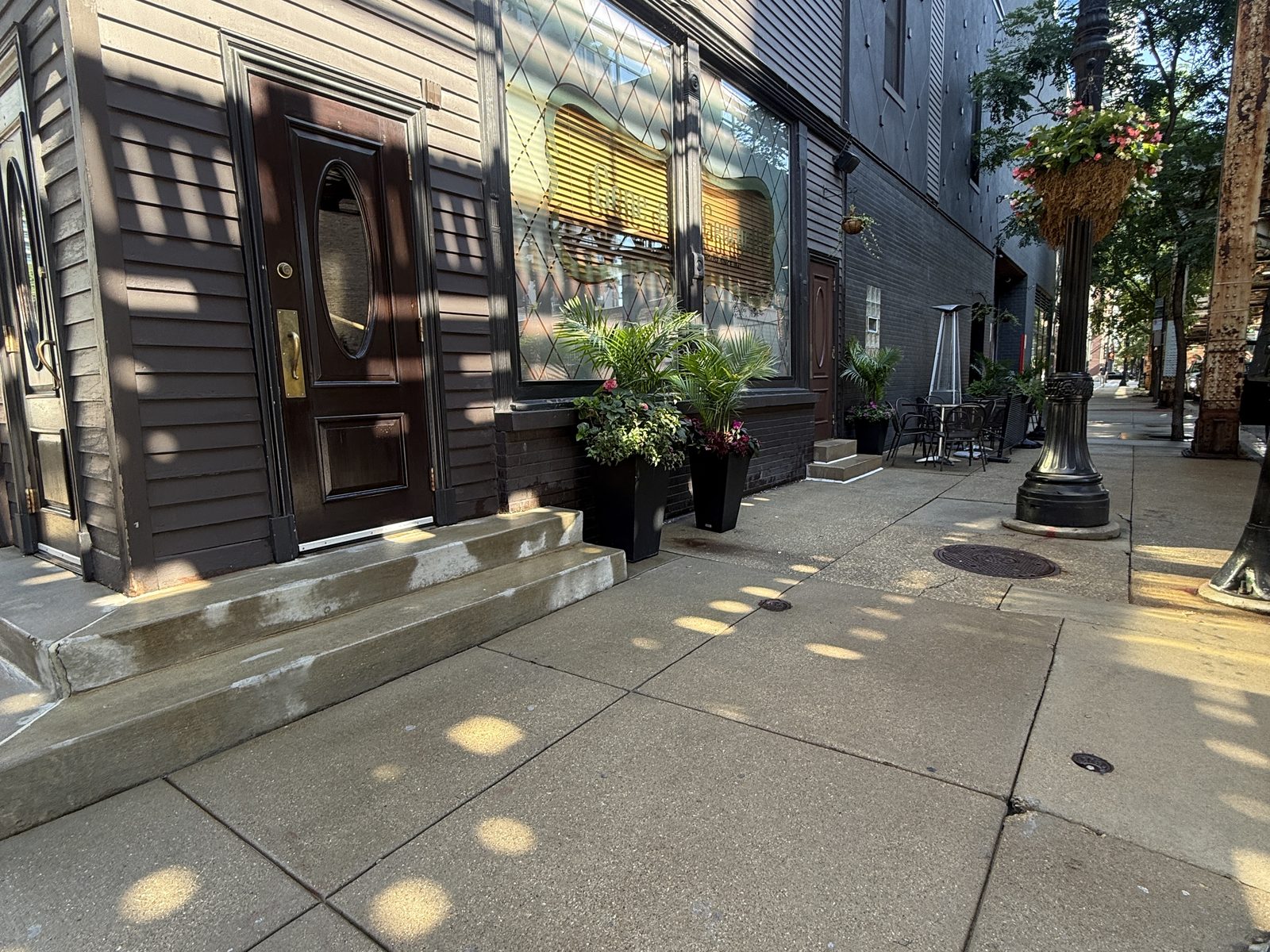Commercial power washing in Chicago